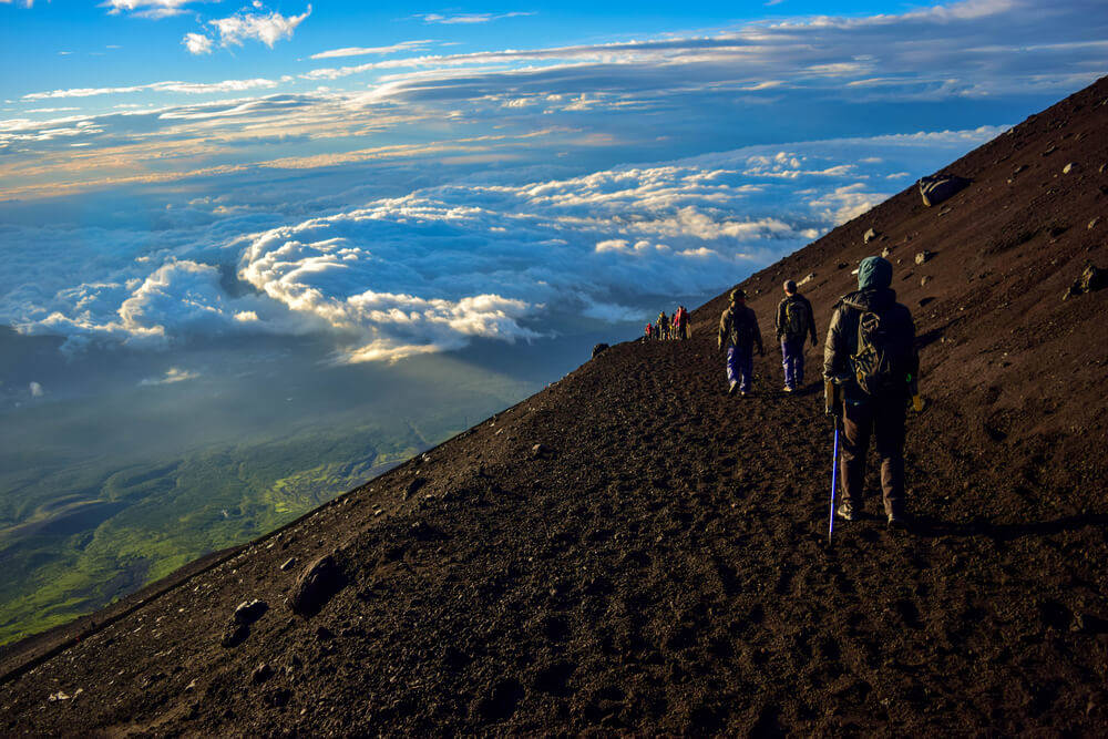 富士登山初心者向け 富士山に登るために必要な知識や持ち物など丁寧に解説 フジヤマnavi
